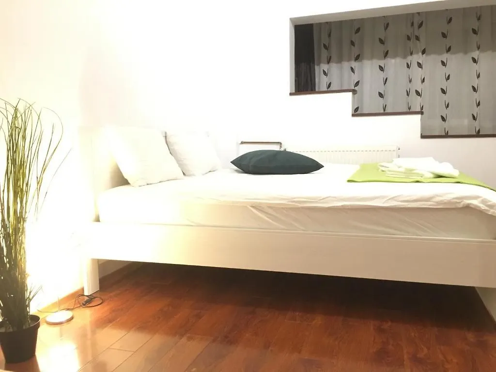New Green Apartment Studio 1 بوخارست